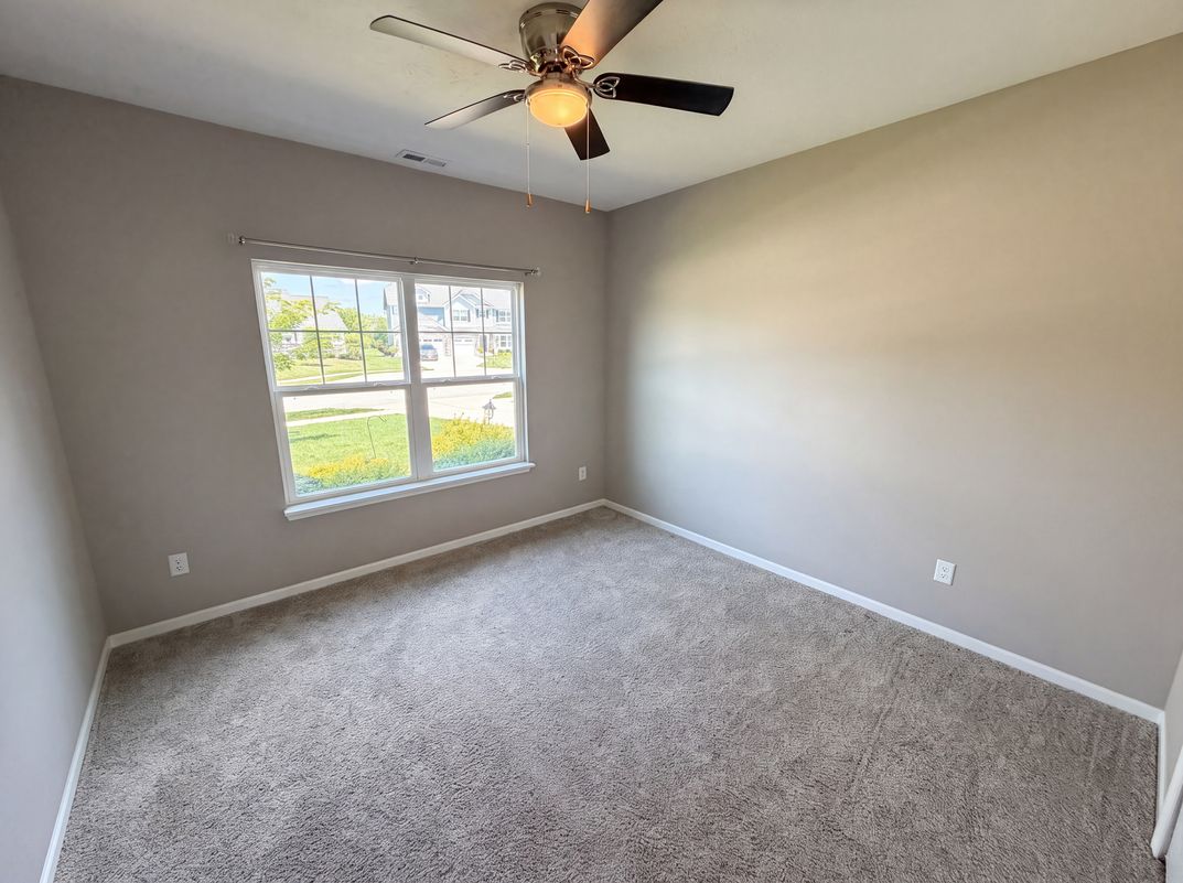 Photo 17 of 23 of 12325 Wright Ct, Noblesville, IN