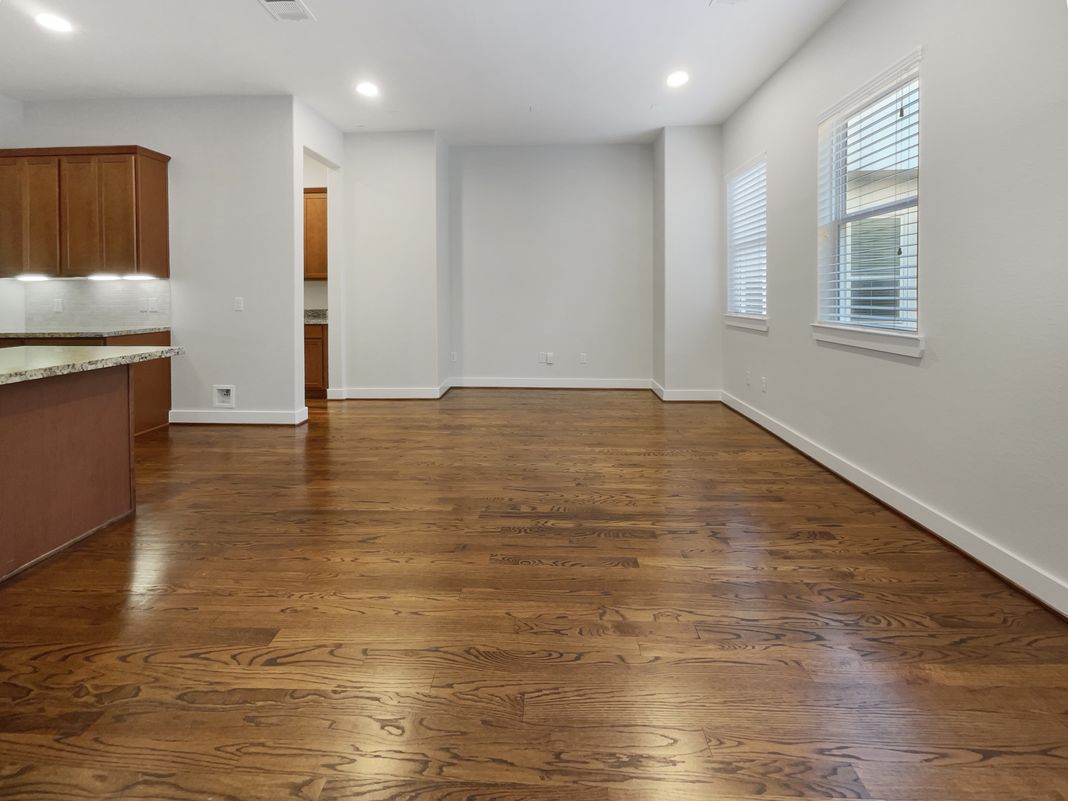 Photo 15 of 19 of 6625 Letein St, Houston, TX