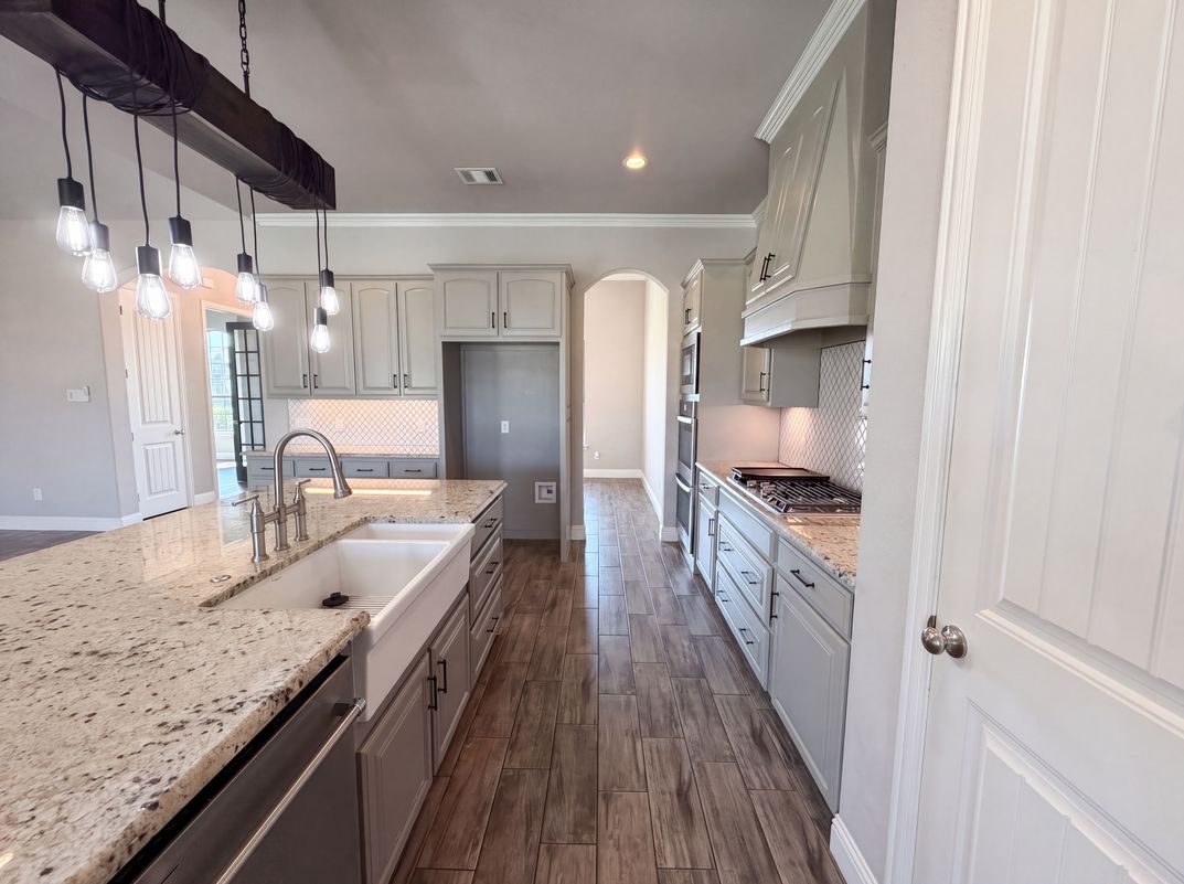 Photo 13 of 31 of 3608 Ridge Point Dr, Argyle, TX