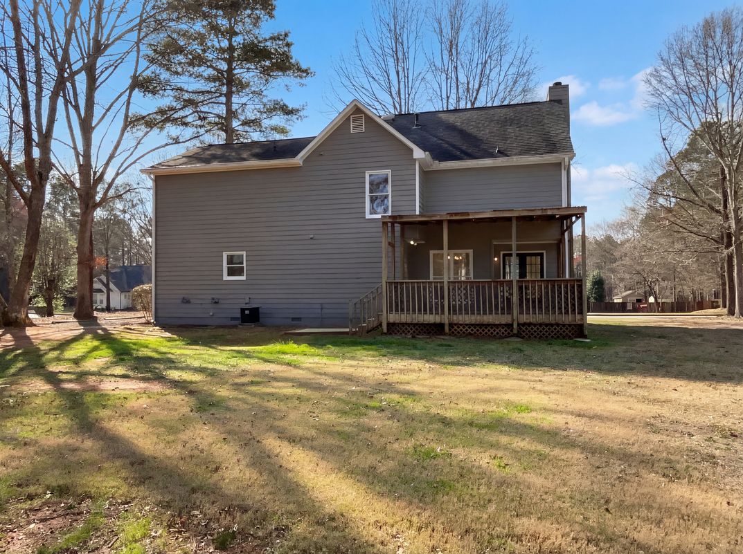 Photo 26 of 28 of 1012 Crown Corners Dr, McDonough, GA