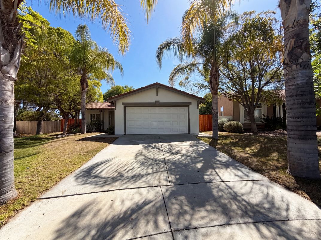 Property photo 1 of 44758 Potestas Dr
