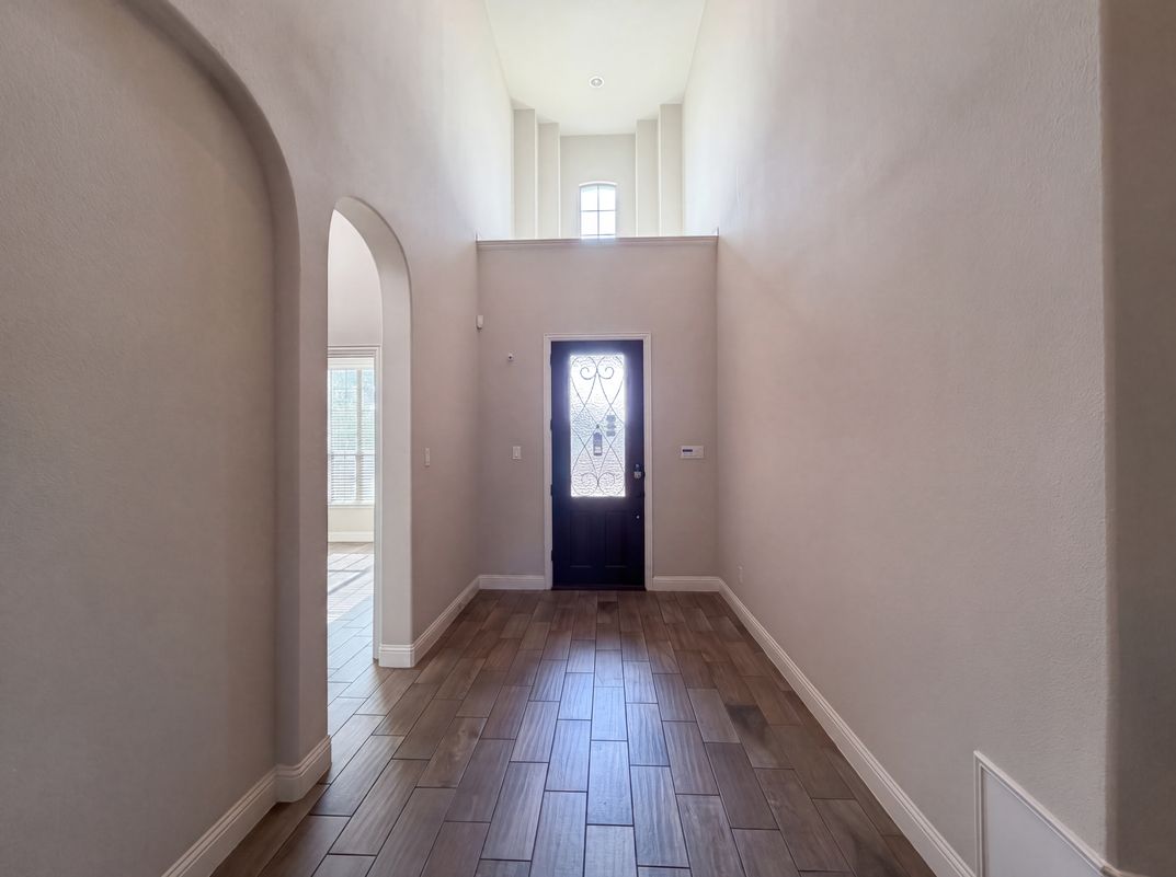 Photo 6 of 33 of 15133 Seventeen Lakes Blvd, Roanoke, TX