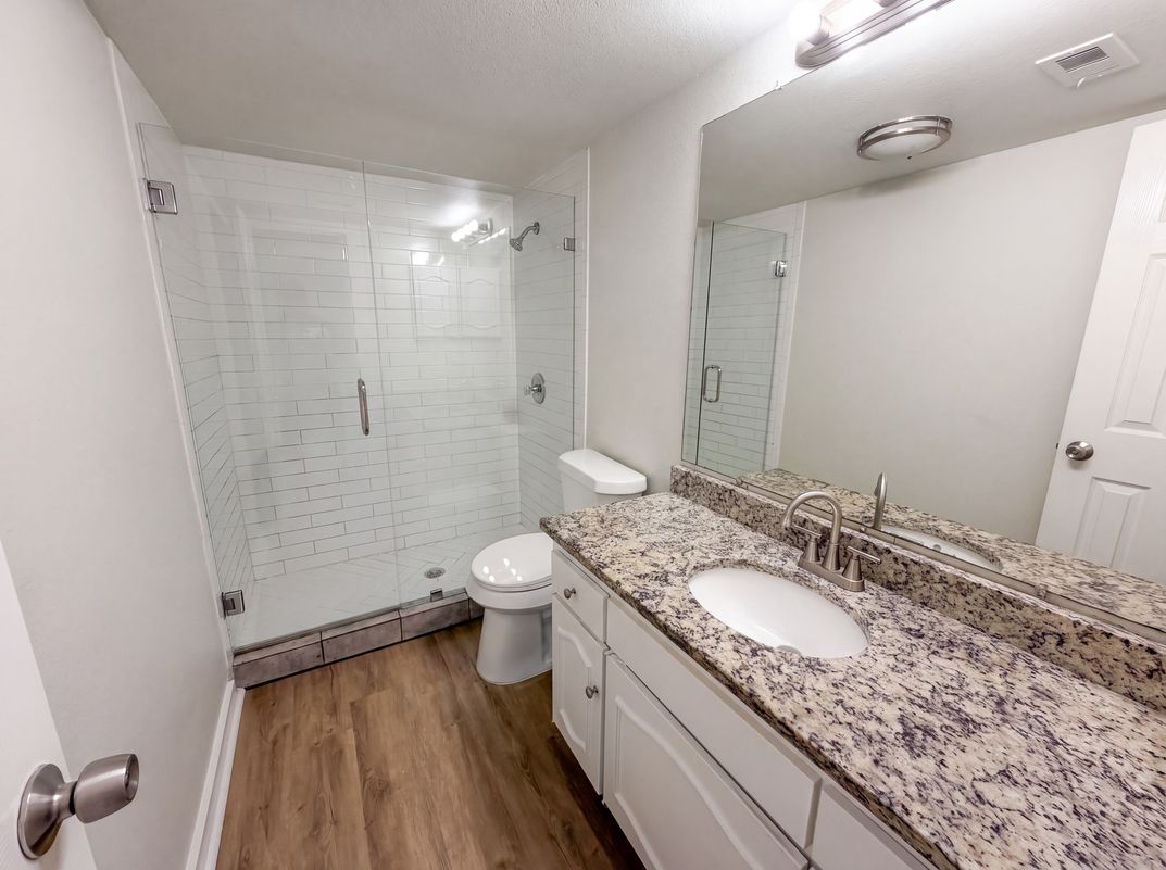 Photo 11 of 20 of 3969 Lost Creek Dr, Dallas, TX