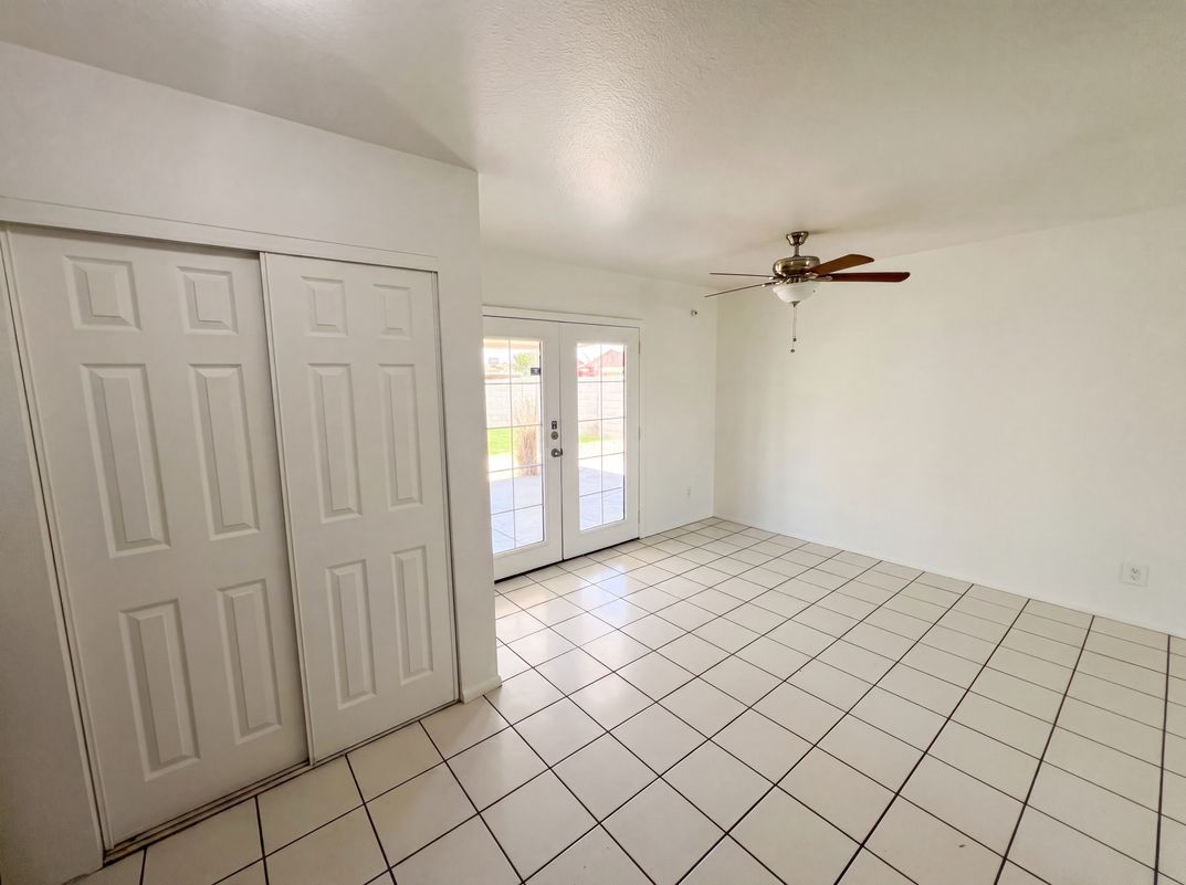 Photo 7 of 20 of 14838 N 33rd Dr, Phoenix, AZ