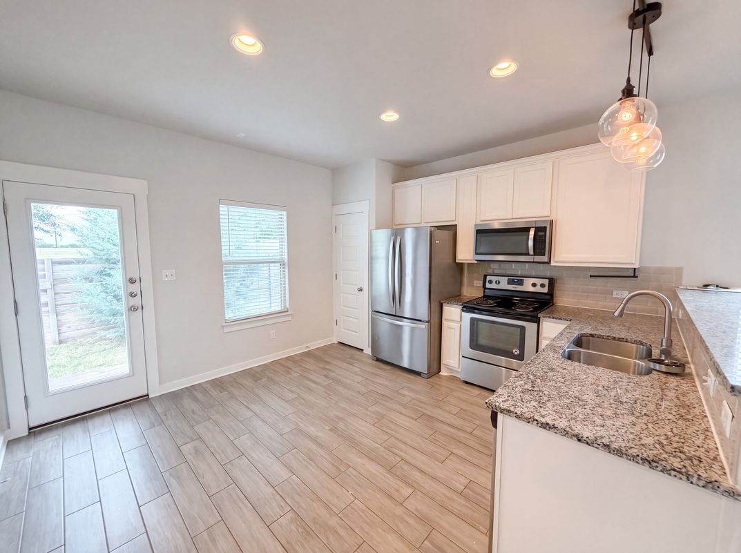 Photo 6 of 17 of 105 Syrah Ct, Leander, TX