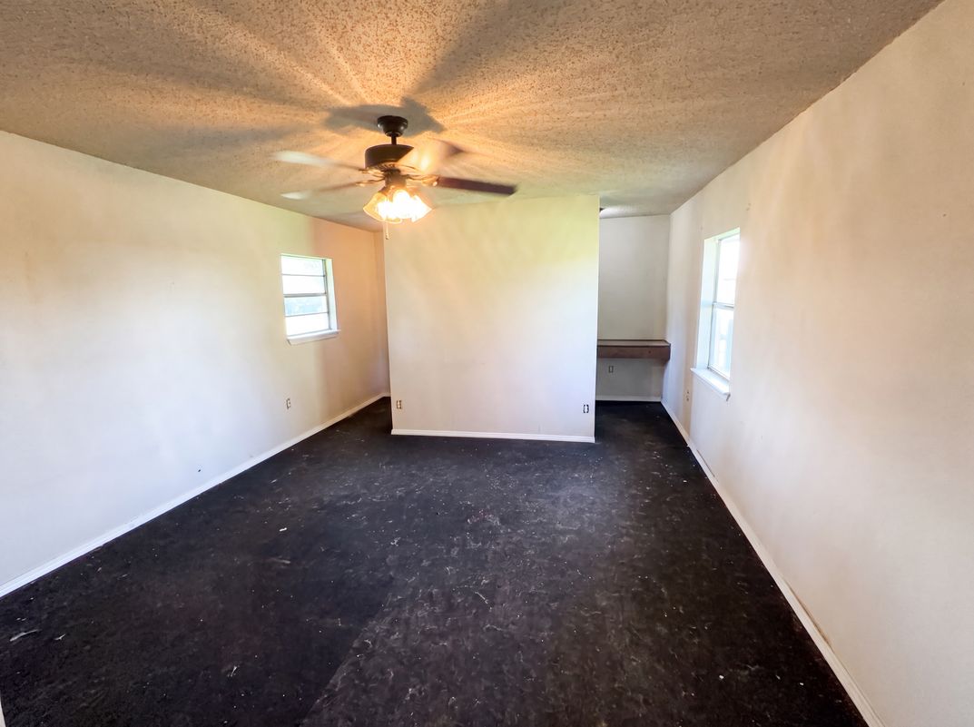 Photo 7 of 20 of 20509 E Reno Ave, Harrah, OK