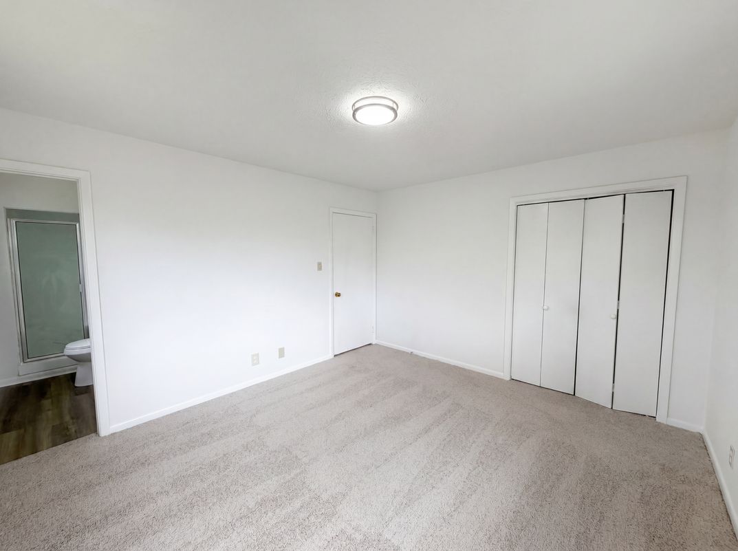 Photo 7 of 29 of 508 Bromley Ln, Knoxville, TN