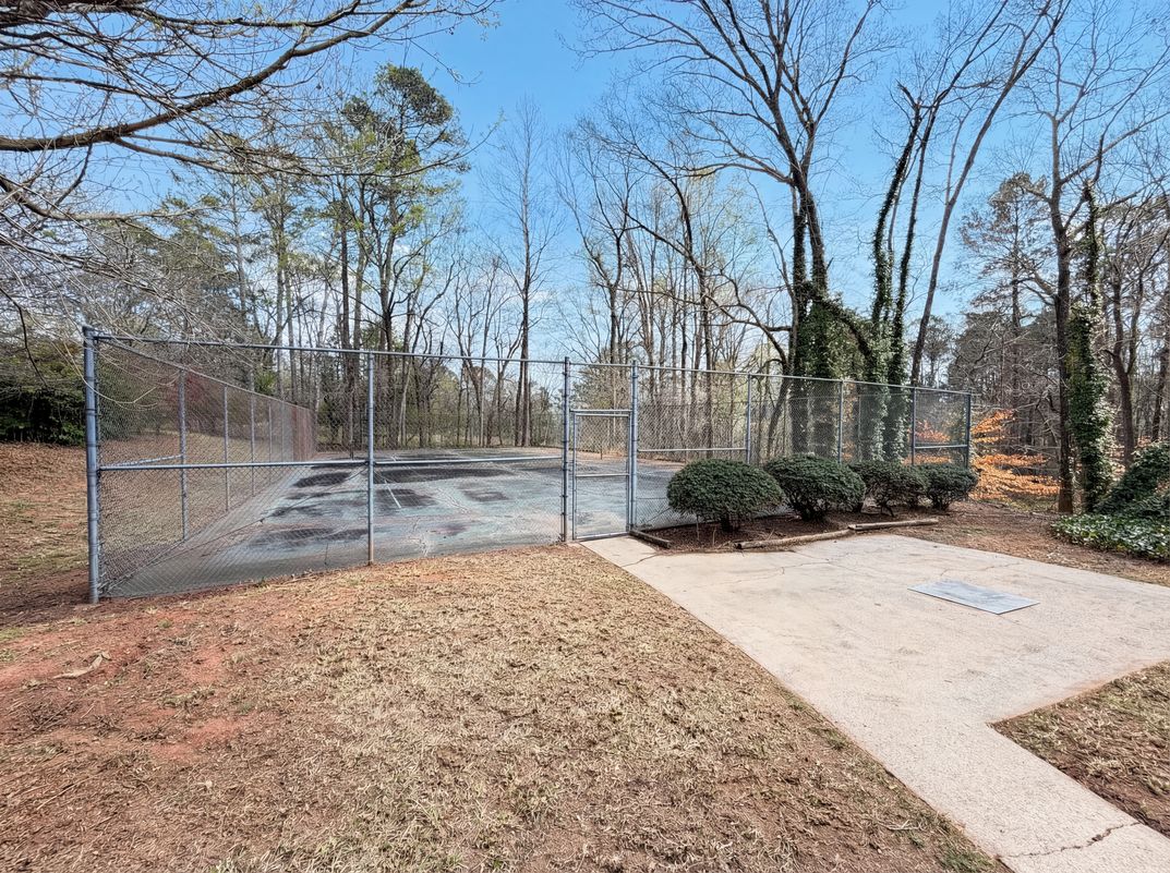 Photo 6 of 30 of 174 Lovelace Ln, Ball Ground, GA
