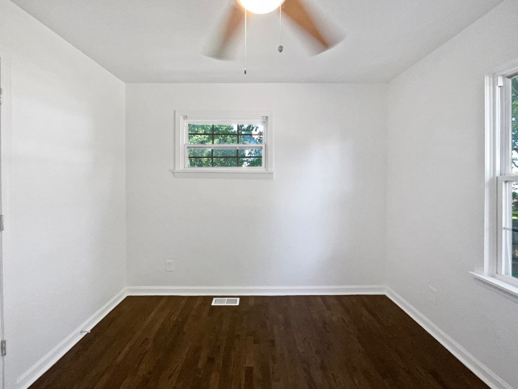 Photo 15 of 20 of 10014 Hardesty Ave, Kansas City, MO