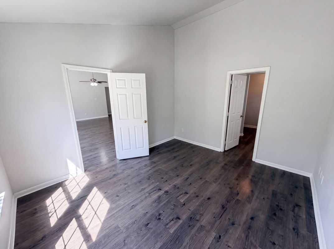 Photo 19 of 23 of 2405 Celosia Dr, Charlotte, NC