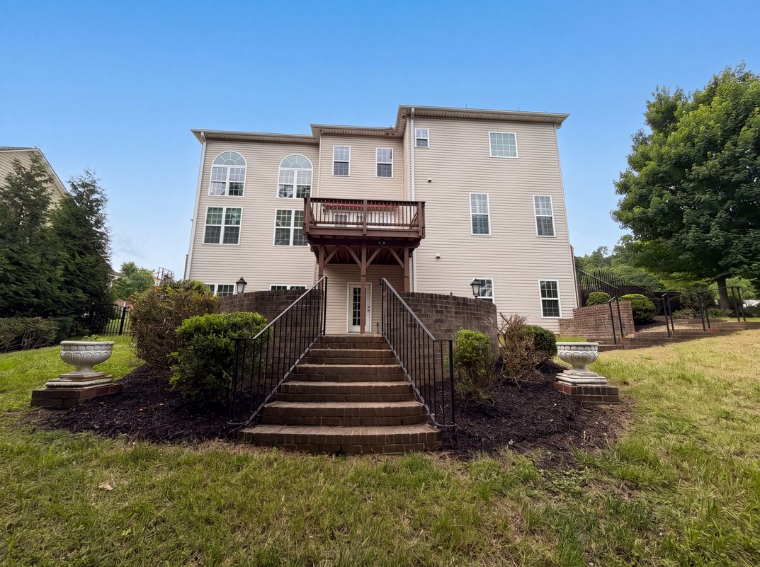 Photo 5 of 32 of 3981 Brunswick Dr, Harrisburg, NC