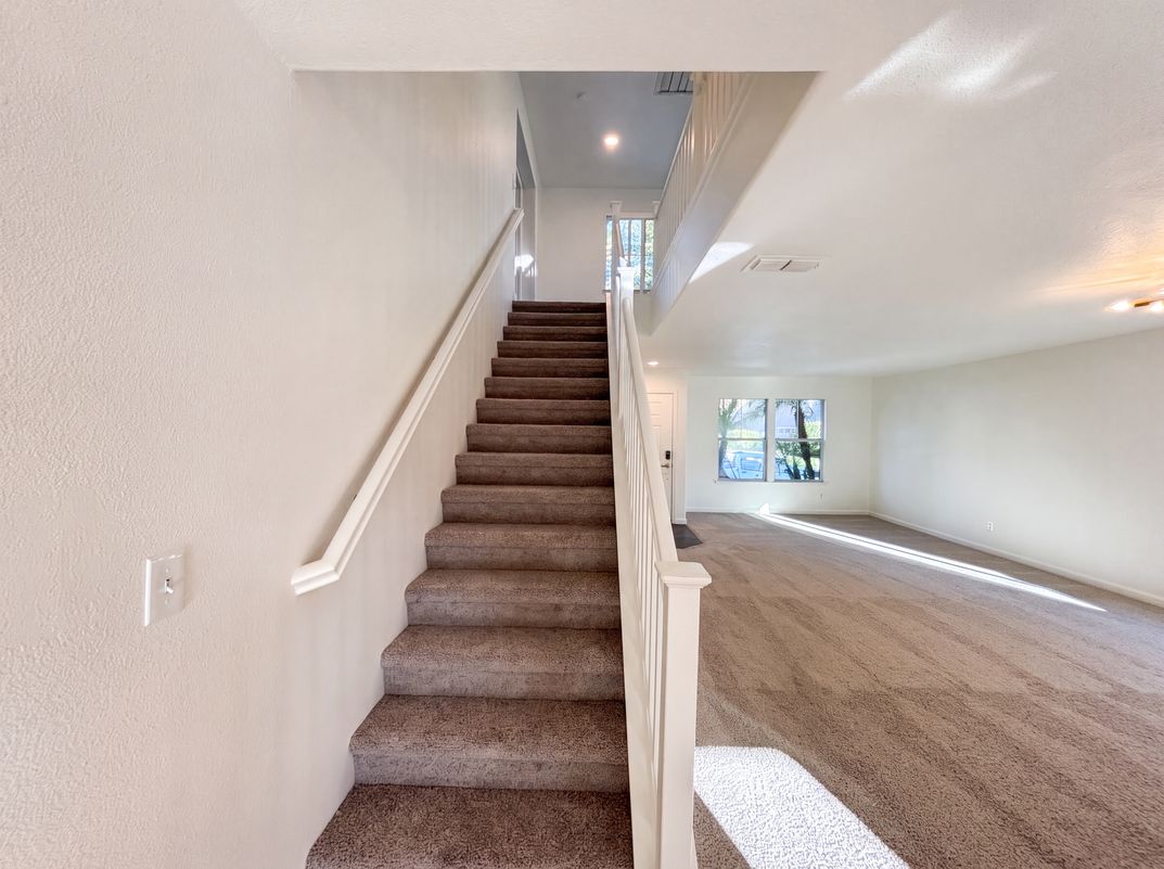 Photo 12 of 26 of 2152 Arnold Dr, Rocklin, CA