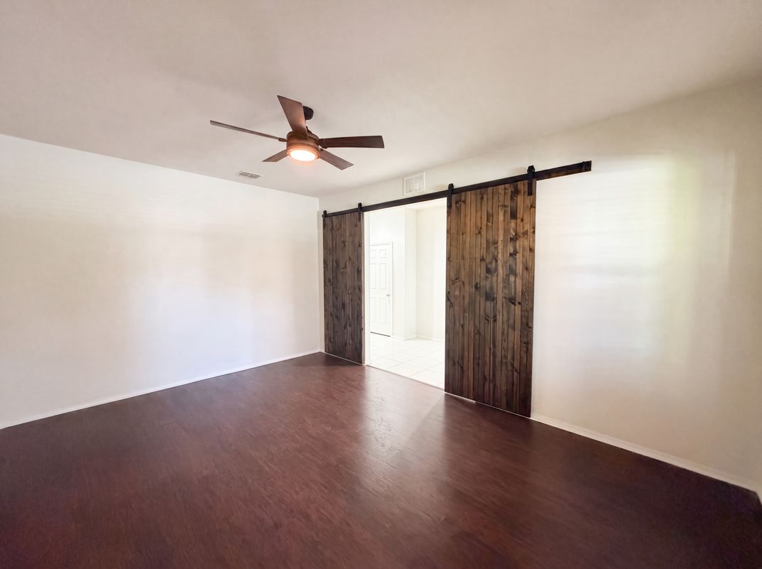 Property photo 3 of 1857 Trillium Blvd