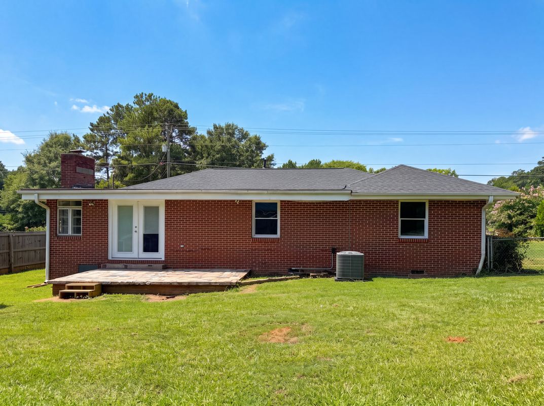 Photo 5 of 23 of 5656 Salem Rd, Covington, GA