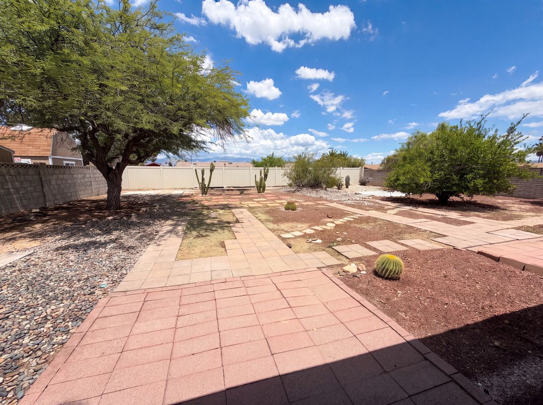 Photo 18 of 19 of 7949 E Manitoba Pl, Tucson, AZ