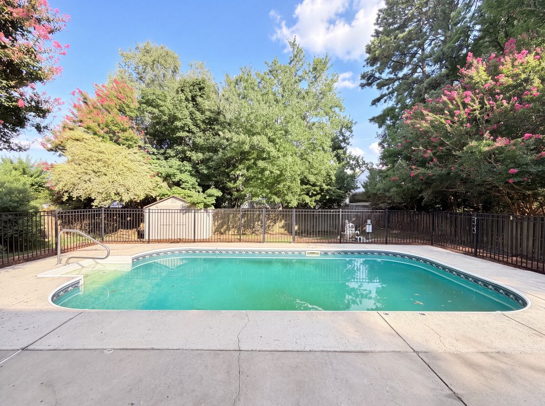 Photo 18 of 21 of 3016 Wyntree Ct, Matthews, NC