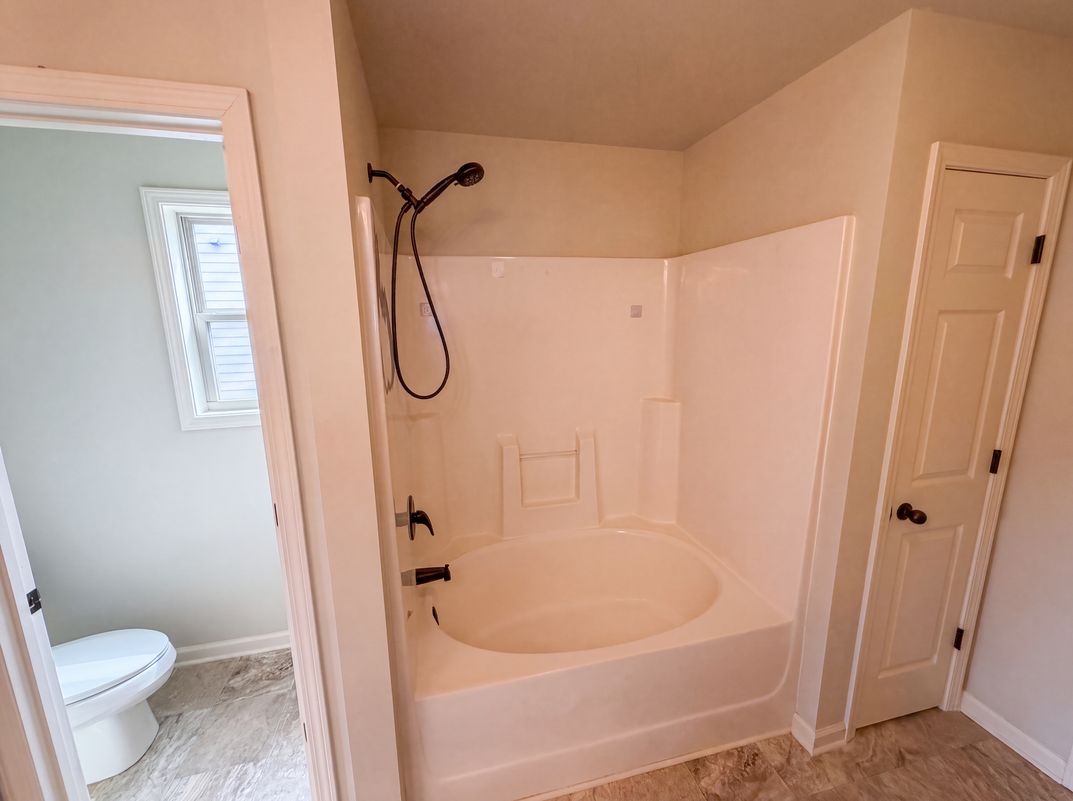 Photo 29 of 45 of 1036 Glenwyck Dr, Braselton, GA
