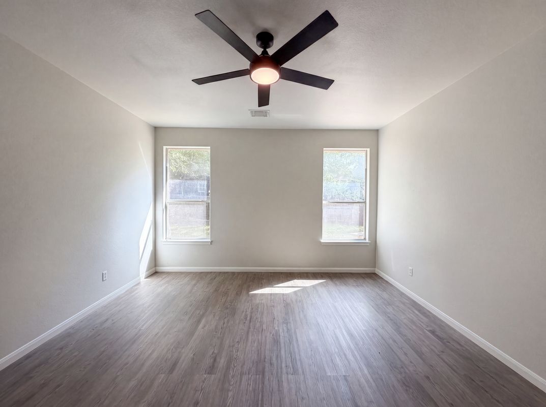 Photo 14 of 22 of 2404 Danciger Ln, Cedar Park, TX