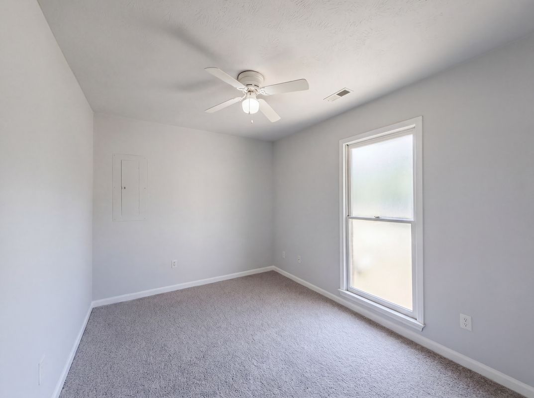 Photo 11 of 17 of 2577 Previs Rd, Fayetteville, NC