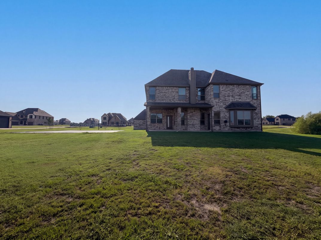 Photo 38 of 46 of 1208 Redbud St, Howe, TX