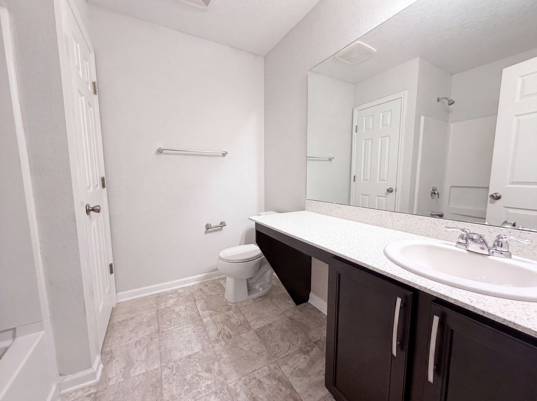 Photo 12 of 18 of 351 Hepburn Rd, Orange Park, FL