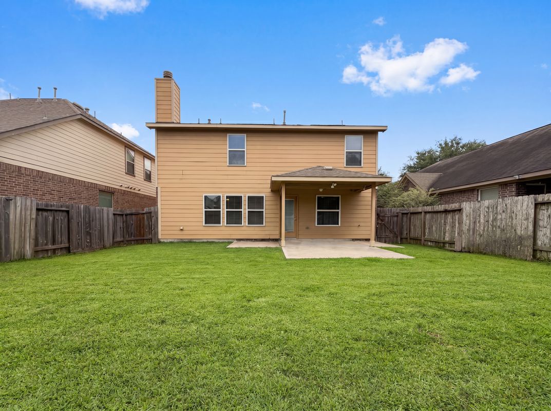 Photo 5 of 21 of 9965 Boulder Bend Ln, Brookshire, TX