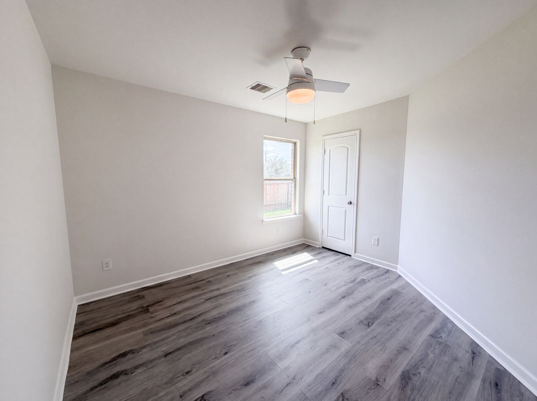 Photo 12 of 17 of 3603 Indigo Forest St, Spring, TX
