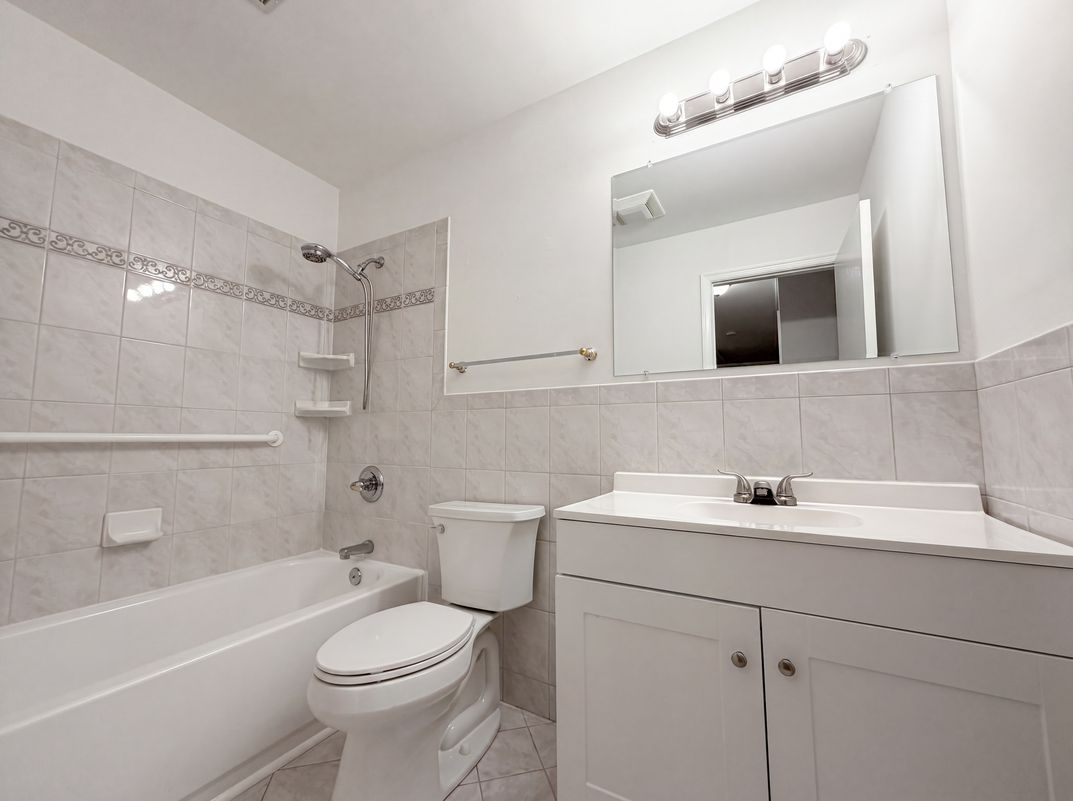 Photo 19 of 51 of 8947 Rosewood St, Manassas, VA