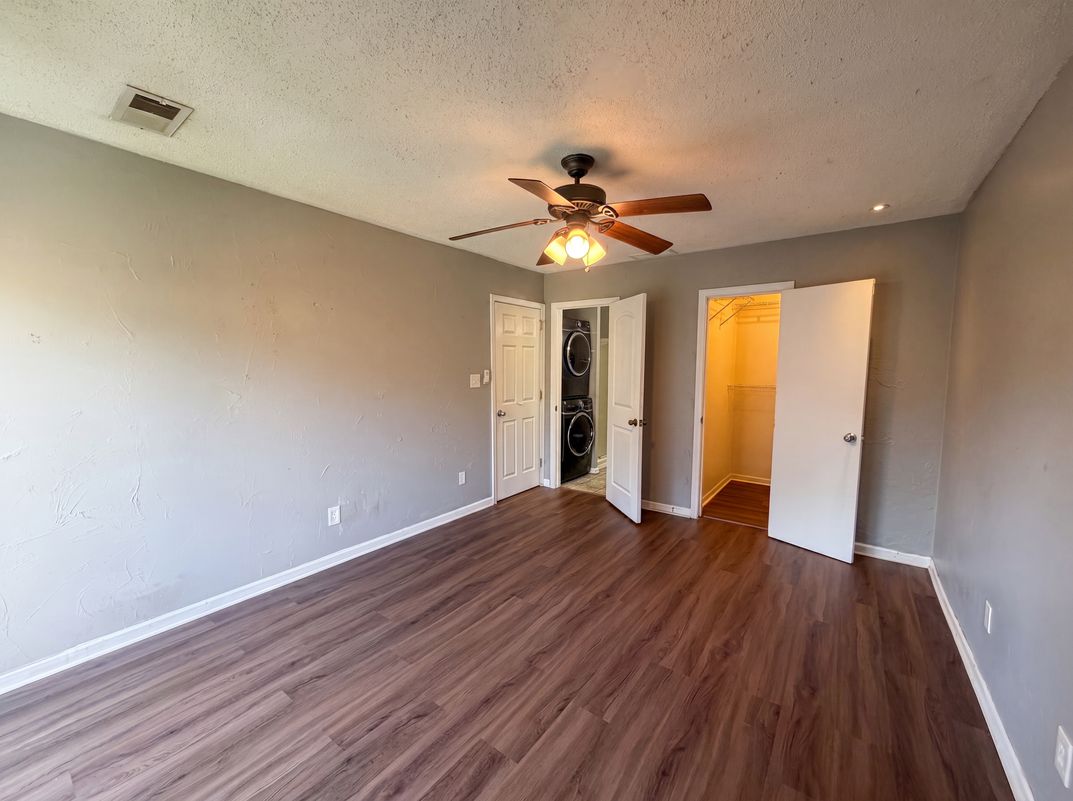Photo 9 of 25 of 2725 Flintlock Pl, Austell, GA