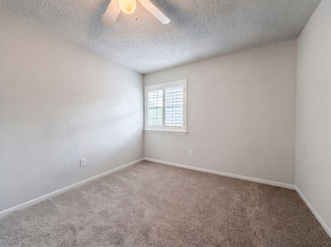 Photo 13 of 21 of 807 Mountain Meadows Dr, Katy, TX