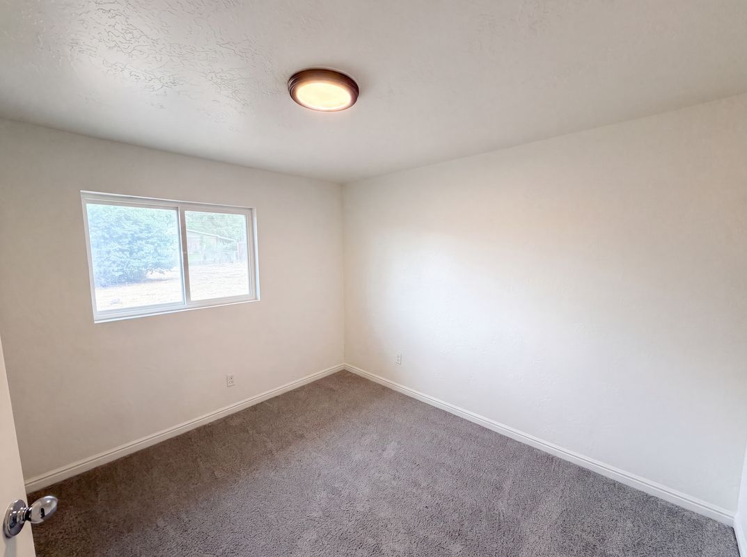 Photo 11 of 17 of 1346 Harrop St, Ogden, UT
