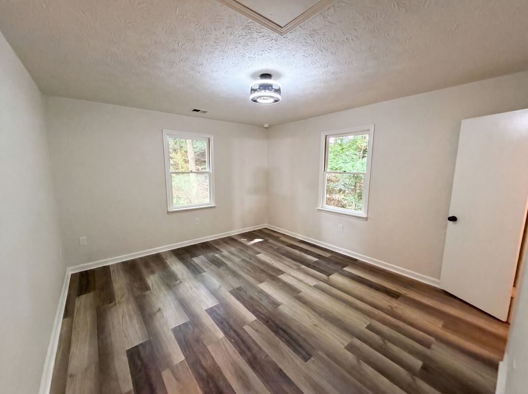 Photo 4 of 18 of 9315 Dogwood Pl, Gainesville, GA