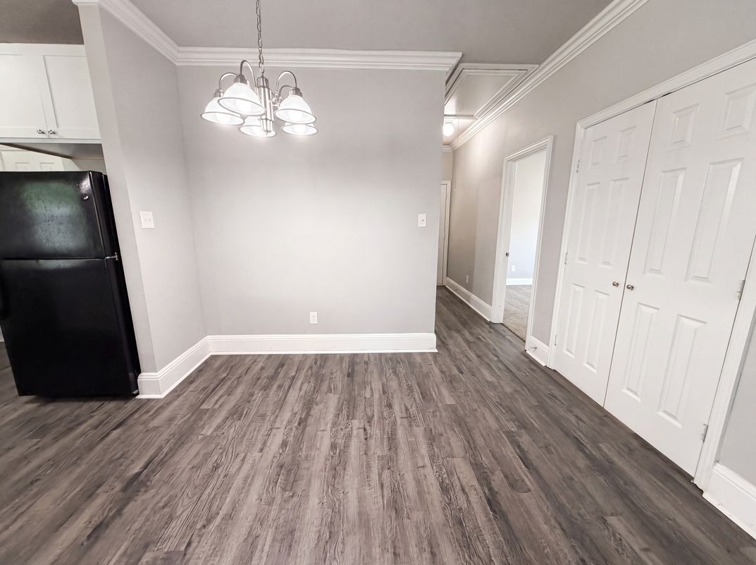 Photo 6 of 19 of 101 Griffin St, Waxahachie, TX