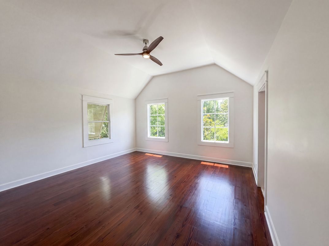 Photo 11 of 59 of 522 Reid St, Mount Pleasant, SC