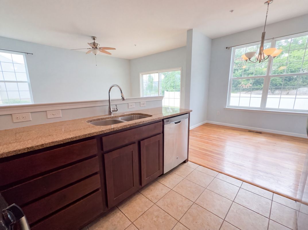 Property photo 2 of 5145 Dogwood Trl