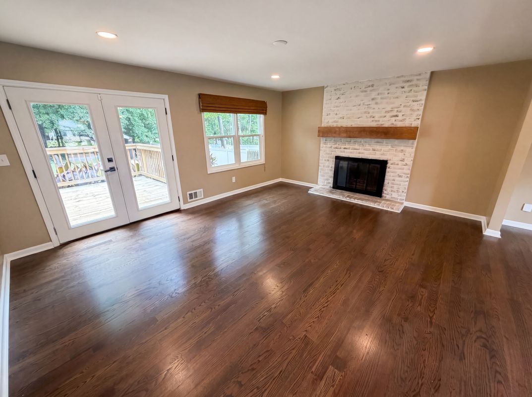 Photo 3 of 38 of 1772 Huntingford Dr, Marietta, GA