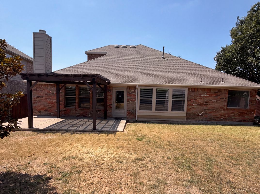 Photo 5 of 20 of 2601 Whispering Trl, Little Elm, TX