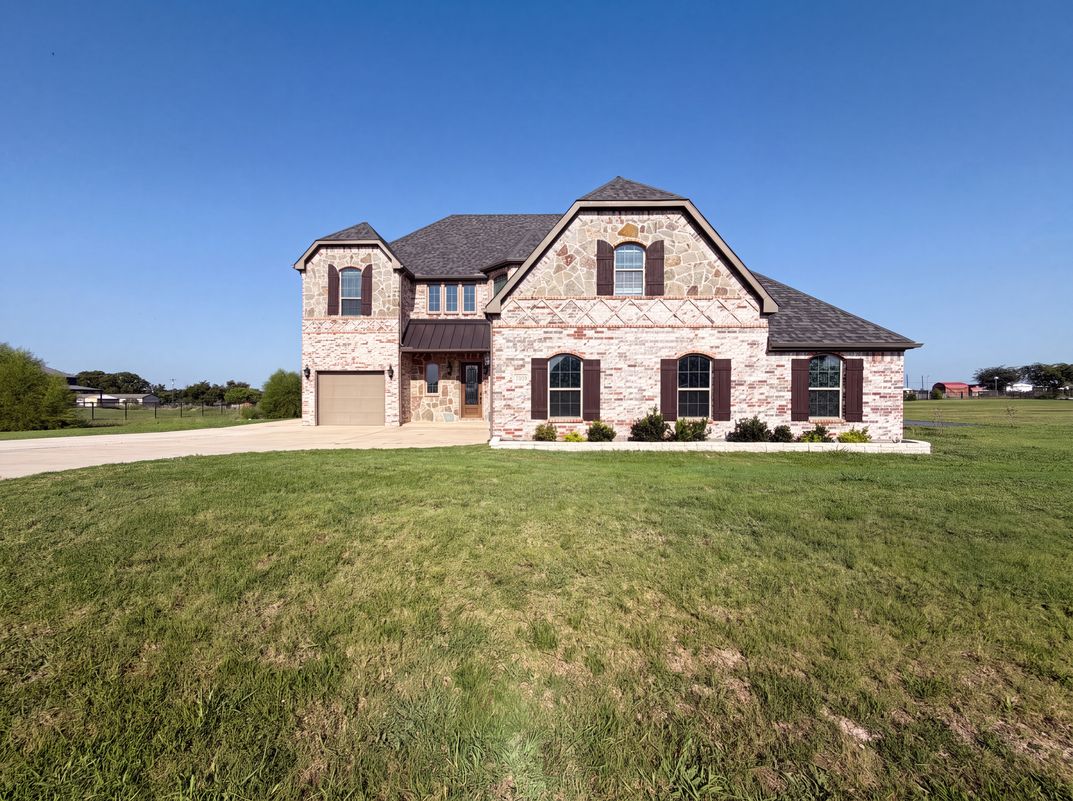 Photo 42 of 46 of 1208 Redbud St, Howe, TX