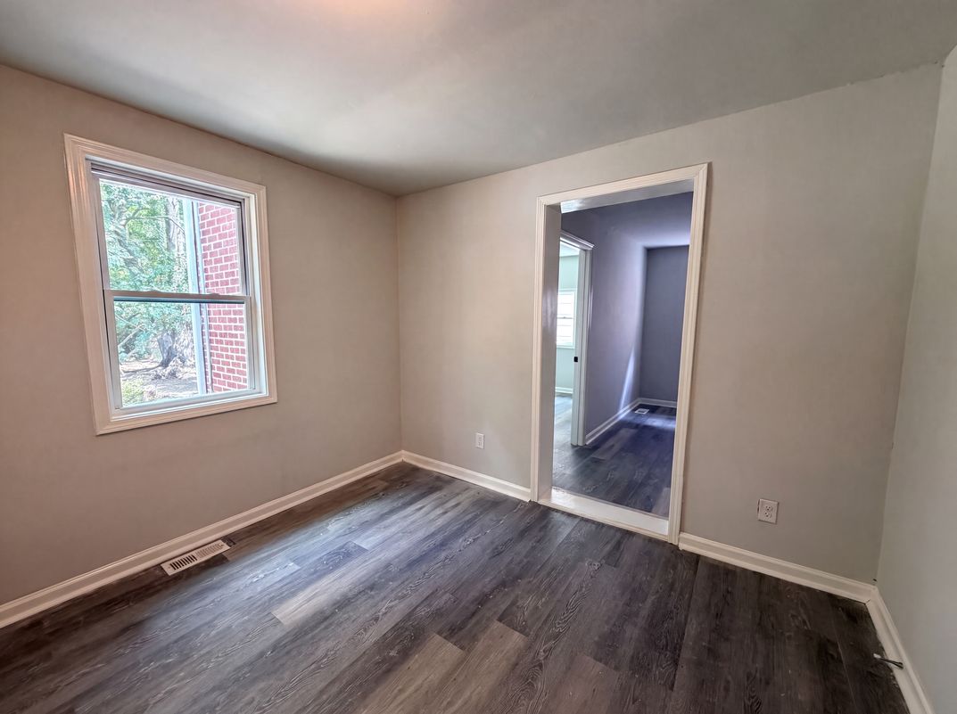 Photo 7 of 23 of 2257 Chappelle St, Columbia, SC