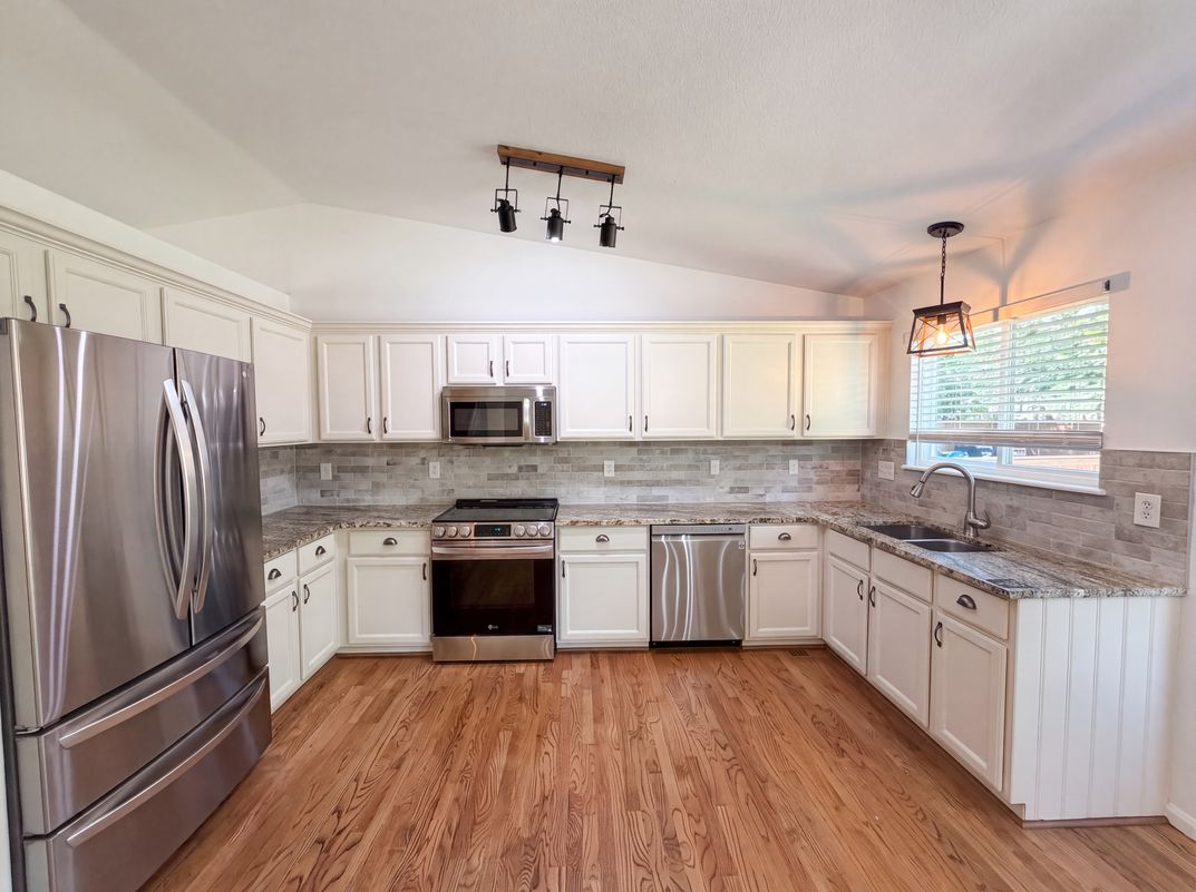 Photo 9 of 21 of 2154 Gold Dust Ln, Highlands Ranch, CO
