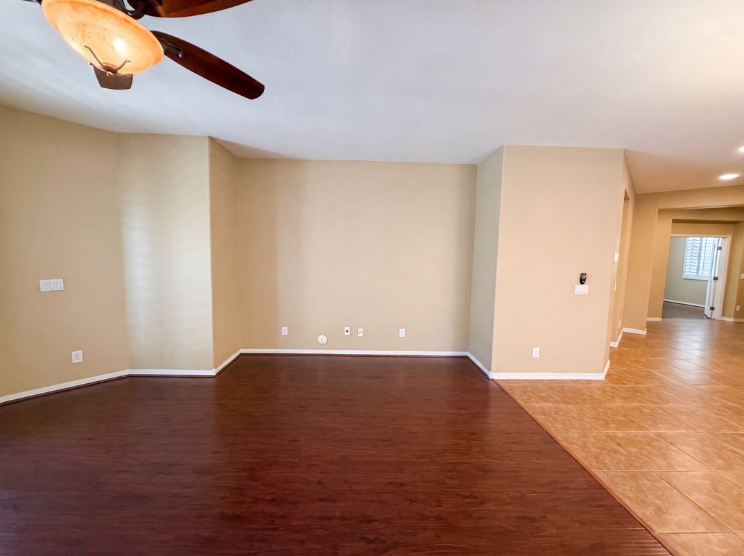 Photo 6 of 22 of 29398 N 67th Dr, Peoria, AZ