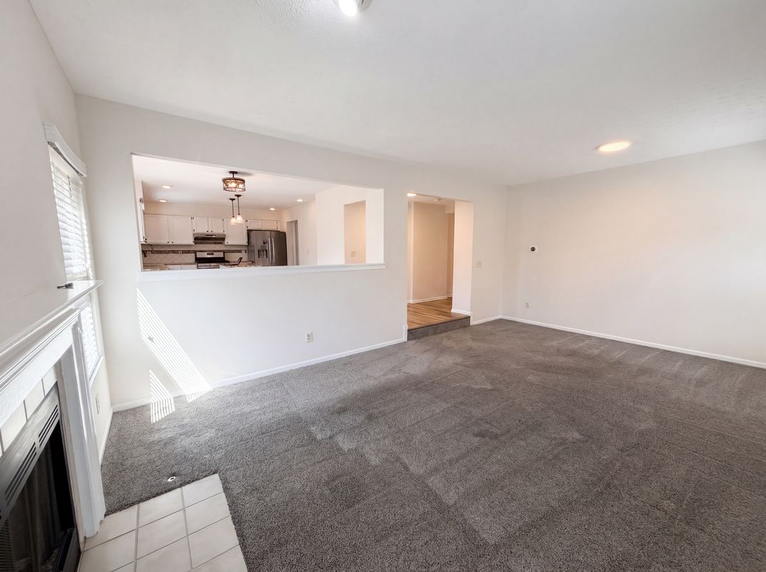 Photo 18 of 29 of 4976 Vicksburg Ln, Hilliard, OH