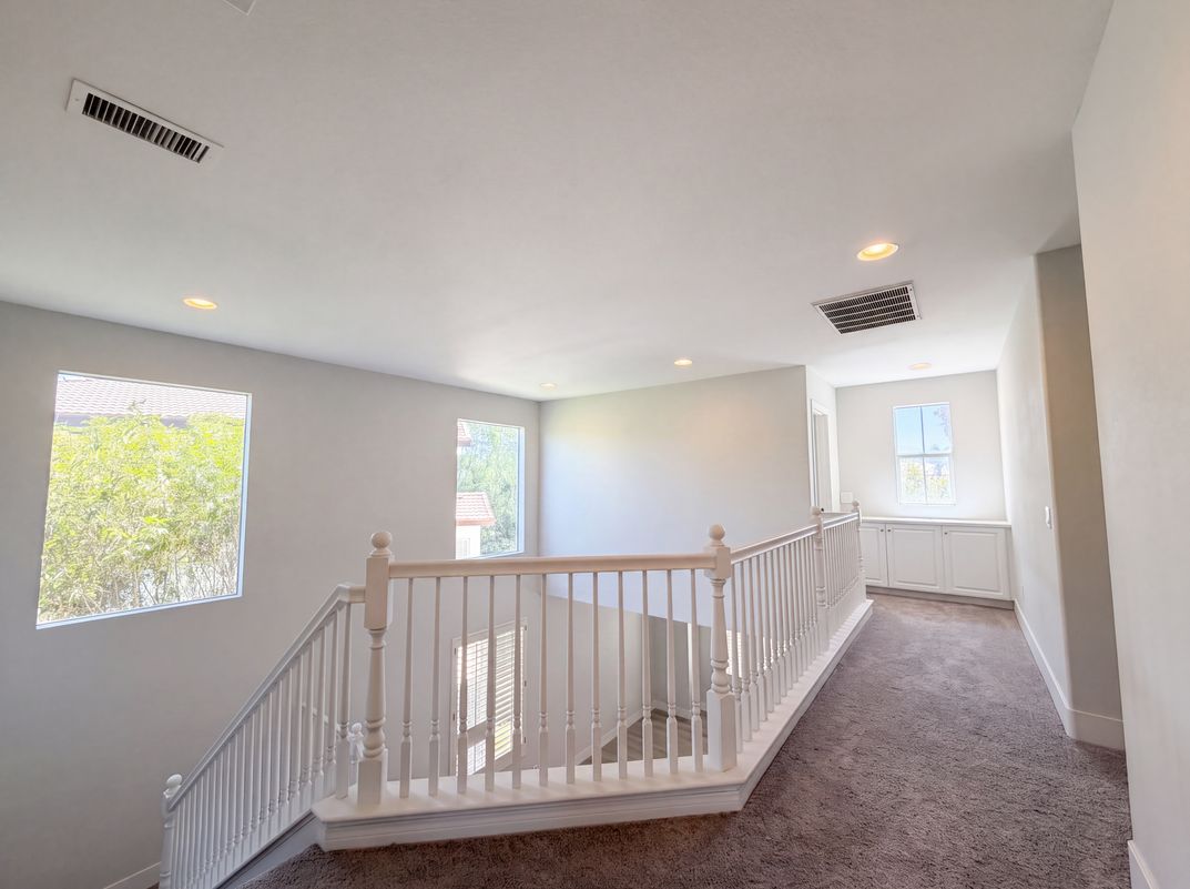 Photo 12 of 25 of 27920 Periwinkle Ln, Valencia, CA