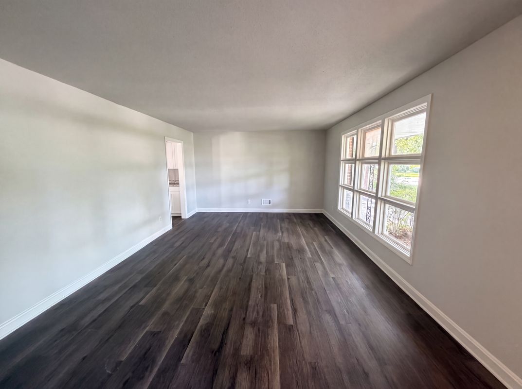 Photo 6 of 27 of 1425 Hollyberry Ln, West Columbia, SC