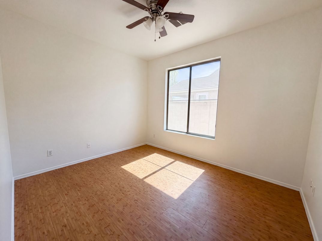 Photo 4 of 19 of 3421 E Dennisport Ave, Gilbert, AZ