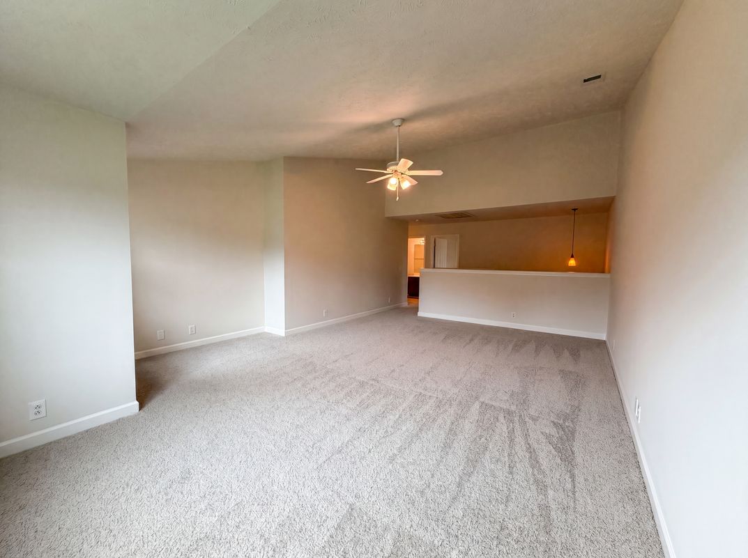 Photo 11 of 25 of 1223 California Dr, Murfreesboro, TN