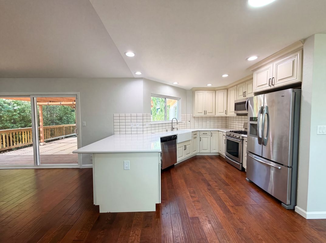 Photo 10 of 48 of 1091 Fox Meadow Way, Concord, CA