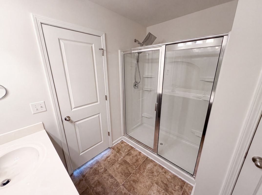 Photo 21 of 26 of 9833 Wardley Dr, Charlotte, NC
