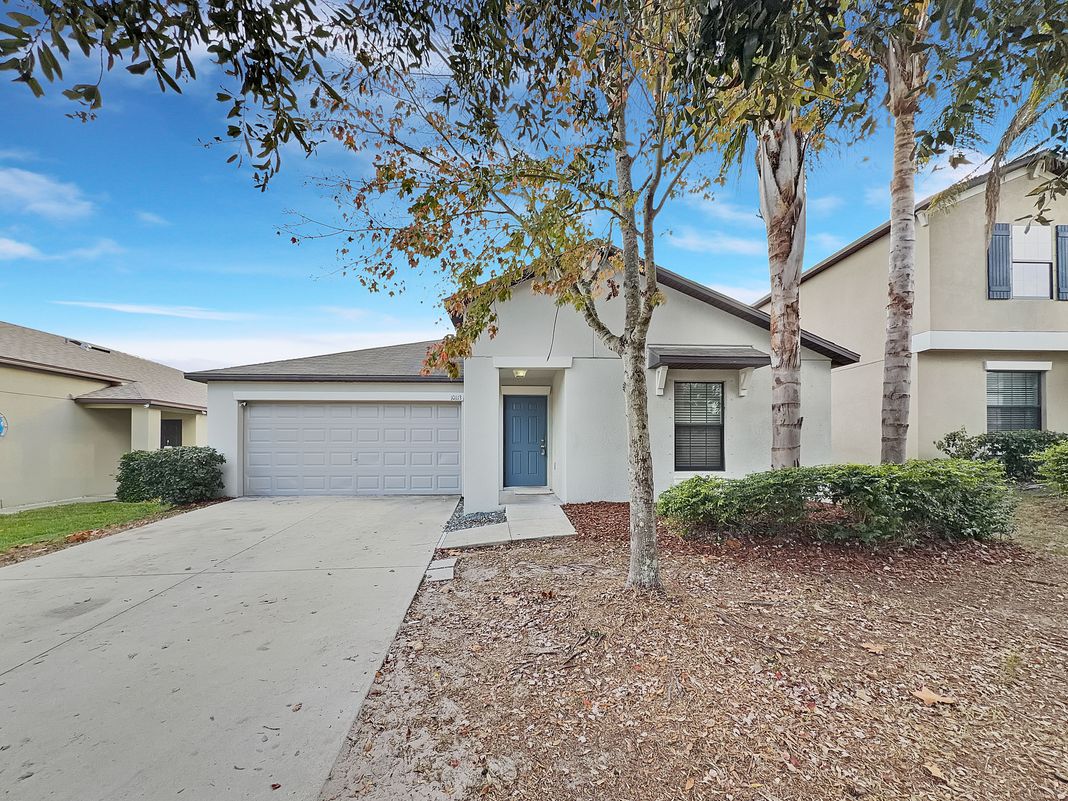 Photo 8 of 23 of 10113 Rosemary Leaf Ln, Riverview, FL