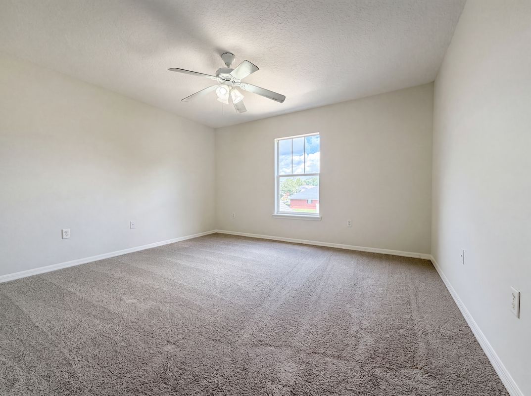 Photo 16 of 32 of 8331 Golden Bamboo Dr, Jacksonville, FL